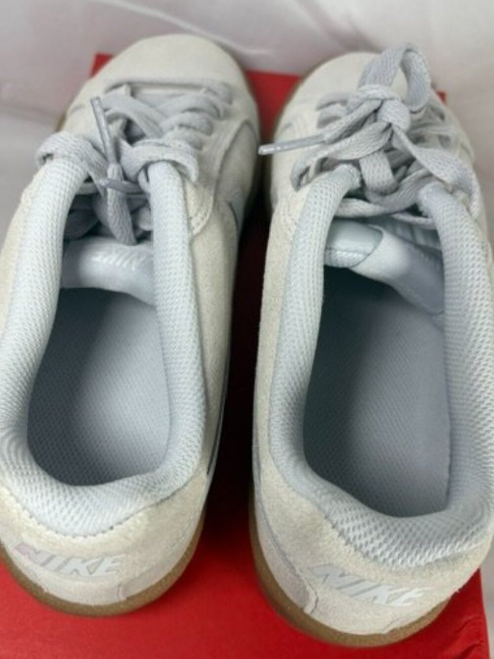 NEW-NEVER WORN! NIKE WOMENS 7 - Picture 8 of 12
